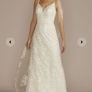 NWT David’s Bridal Wedding Dress